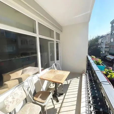 House In The Center Of Kadikoy * Istanboel