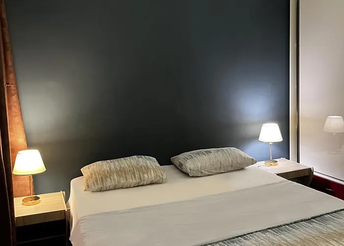 Appartement House In The Center Of Kadikoy *